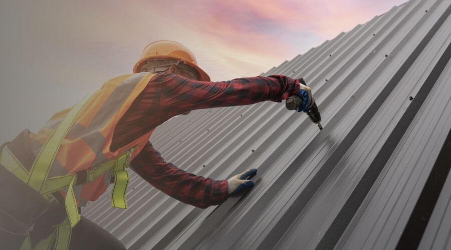 Expert Emergency Roof Repairs services in Benedict, ND